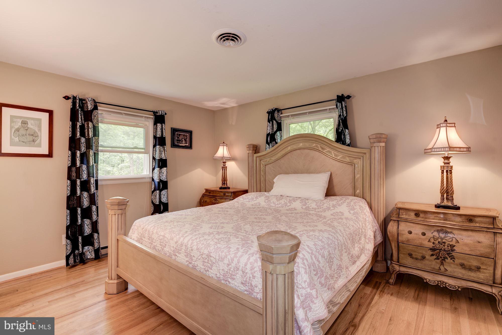 DARNESTOWN OUTSIDE - Residential