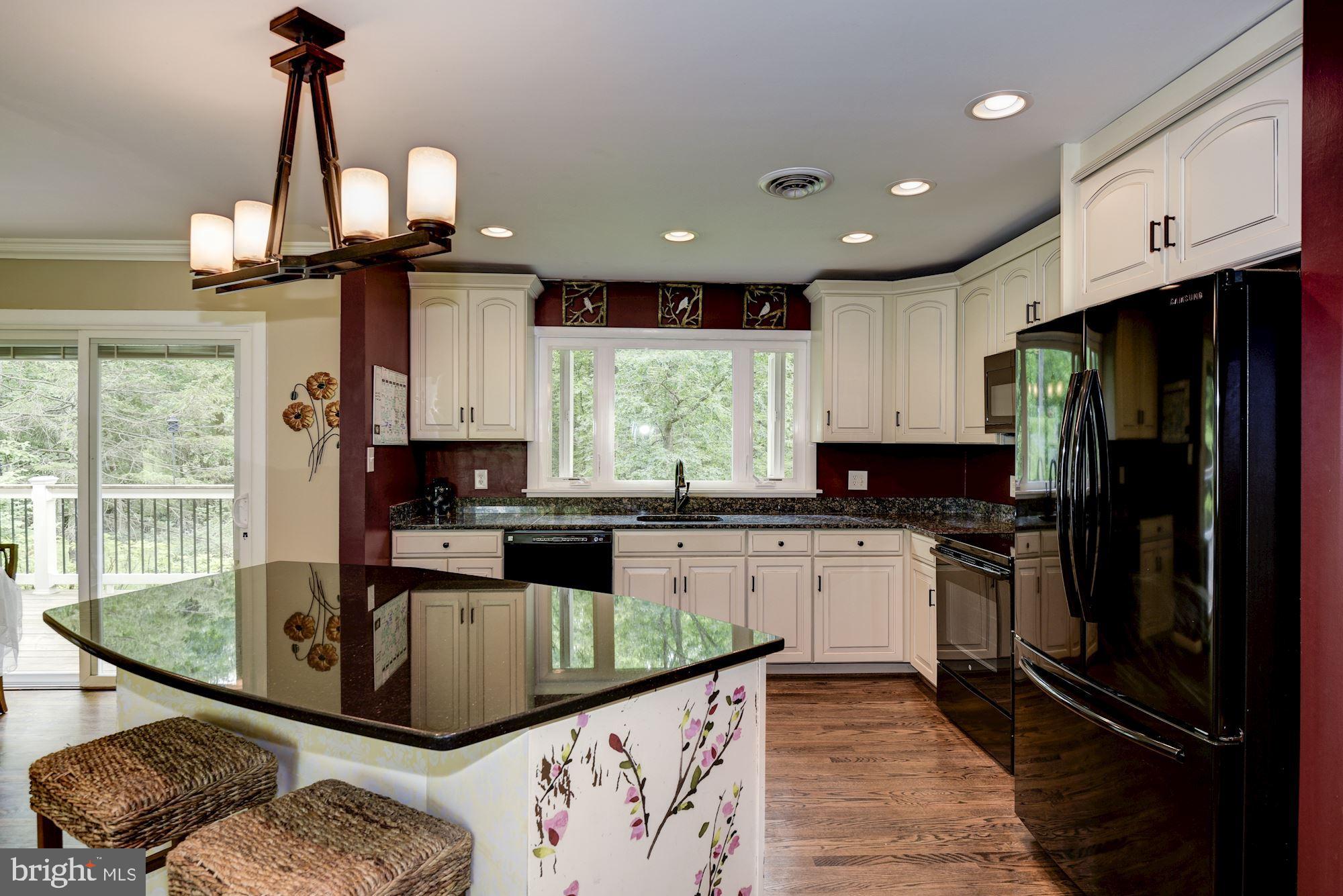 DARNESTOWN OUTSIDE - Residential