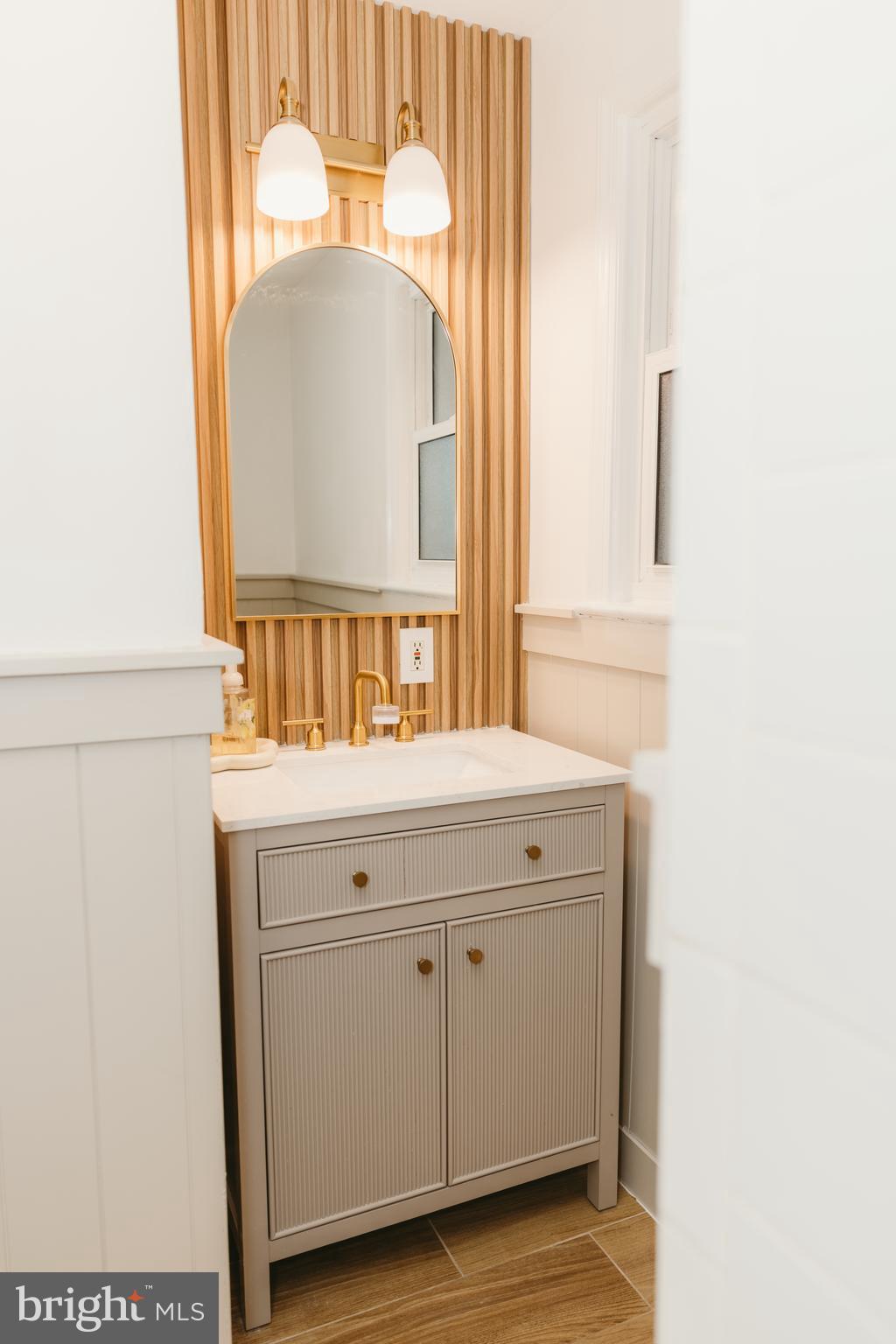 NORTH KENSINGTON - Residential