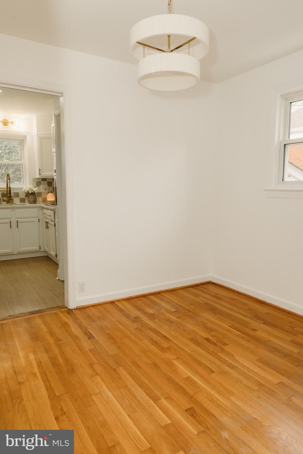 NORTH KENSINGTON - Residential