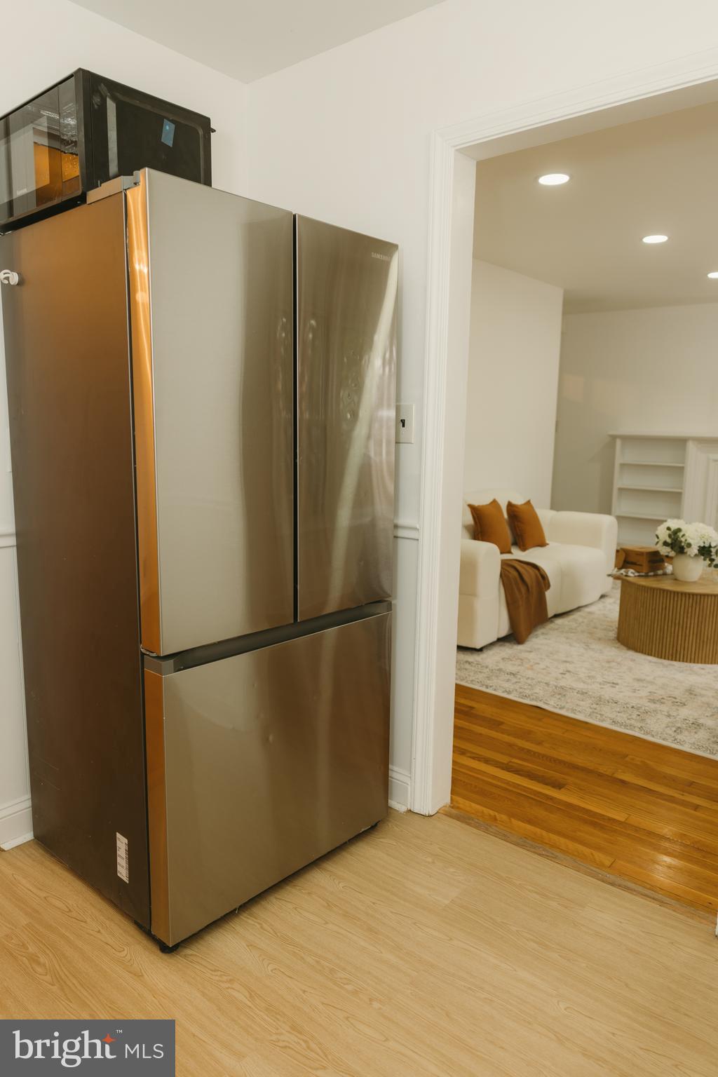 NORTH KENSINGTON - Residential