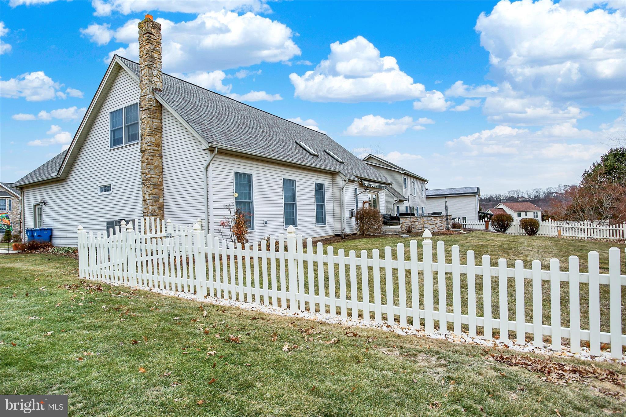 GRAYSTONE FARMS - Residential