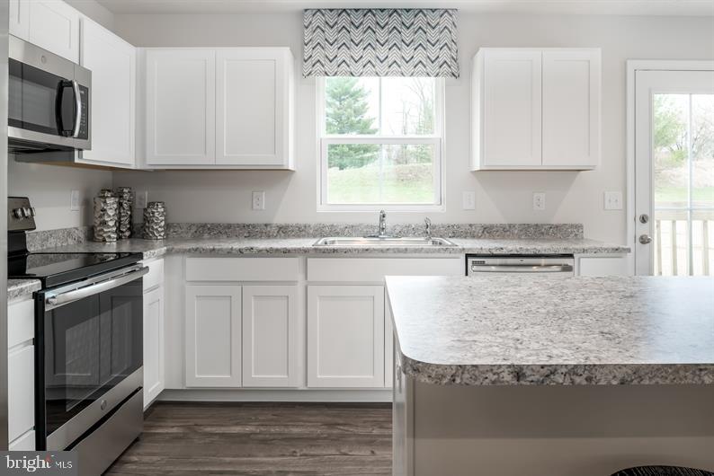 RIDGELY FOREST - Residential