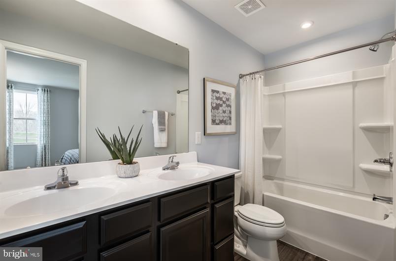 RIDGELY FOREST - Residential