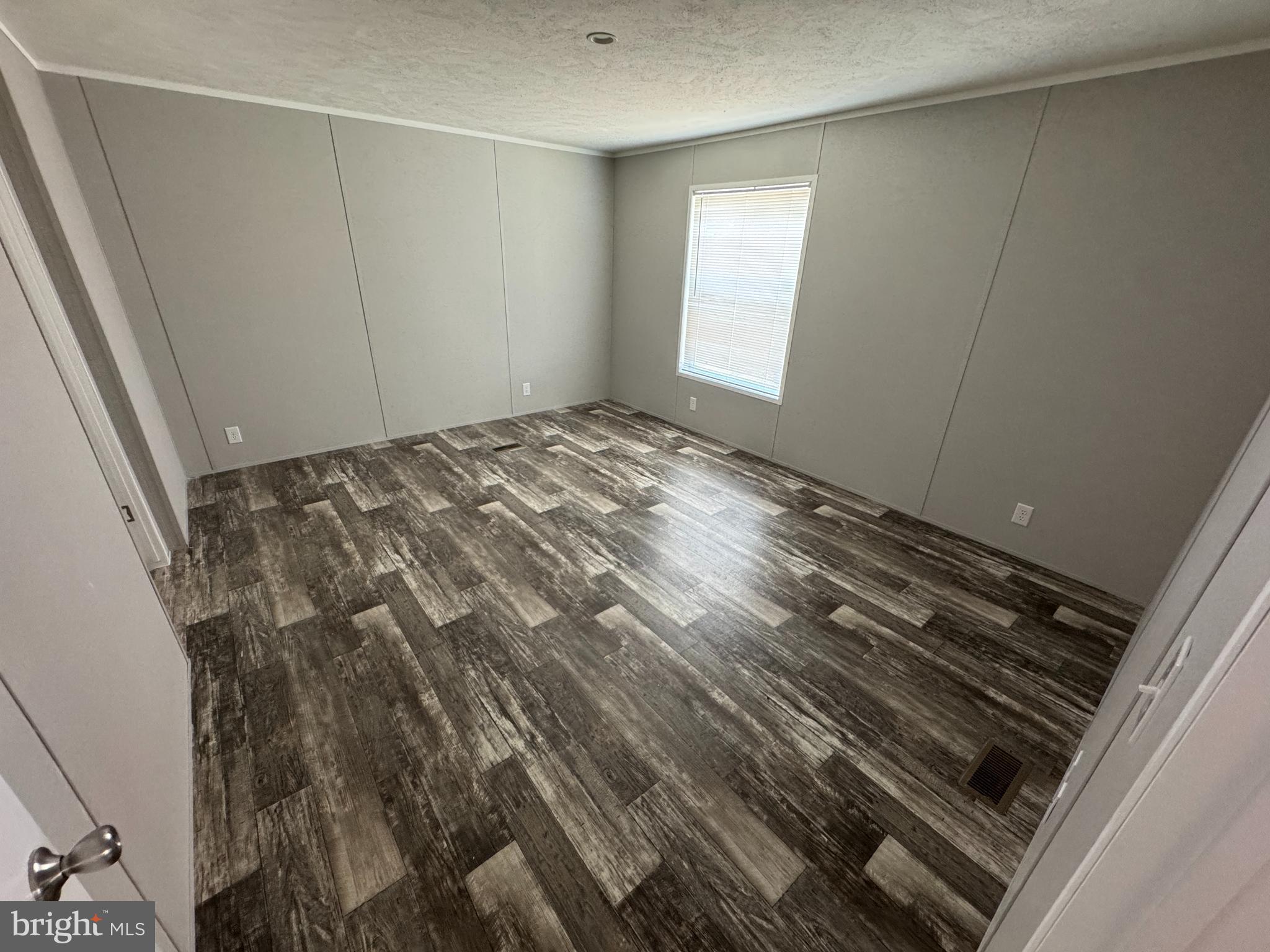 BROOKSIDE - Residential