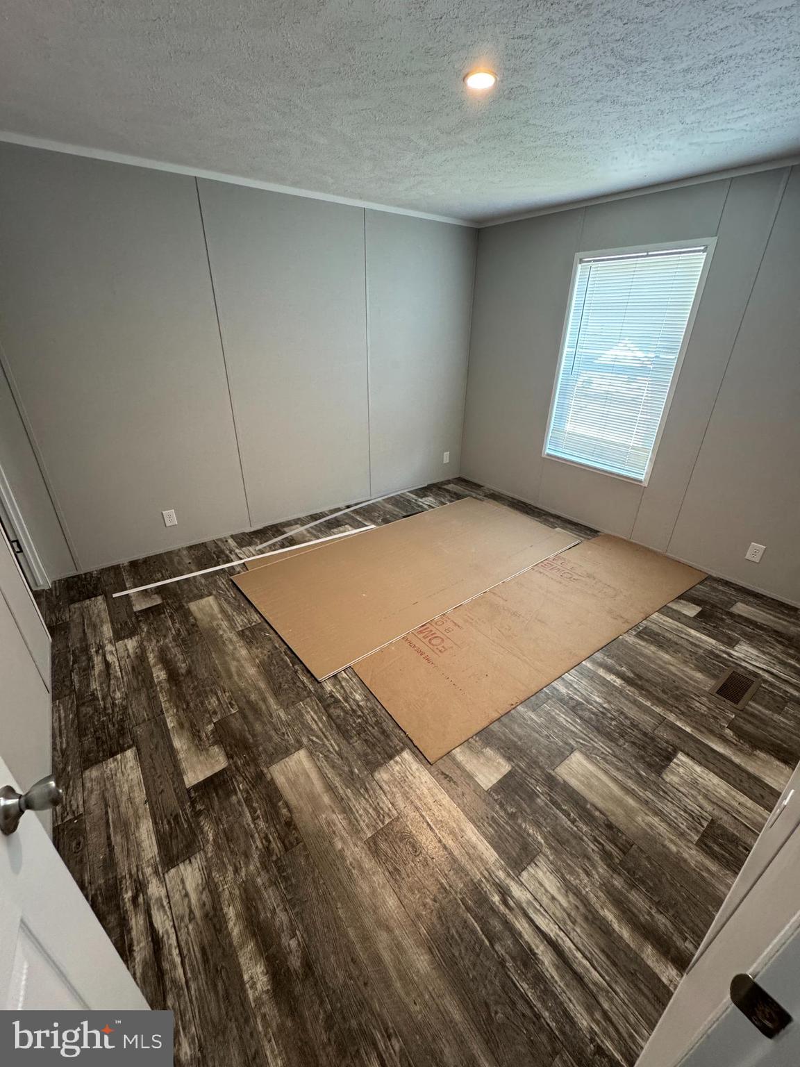 BROOKSIDE - Residential