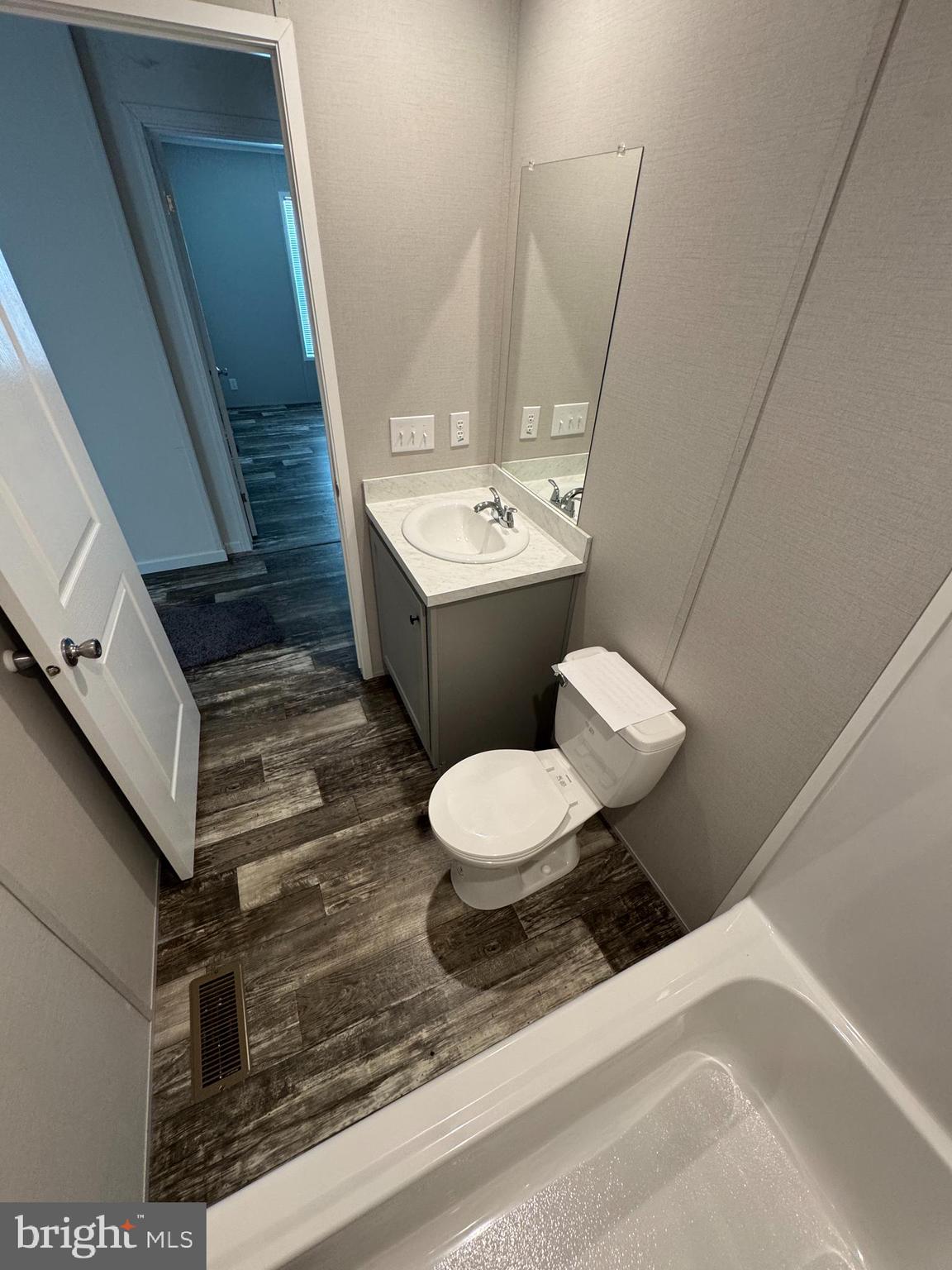 BROOKSIDE - Residential