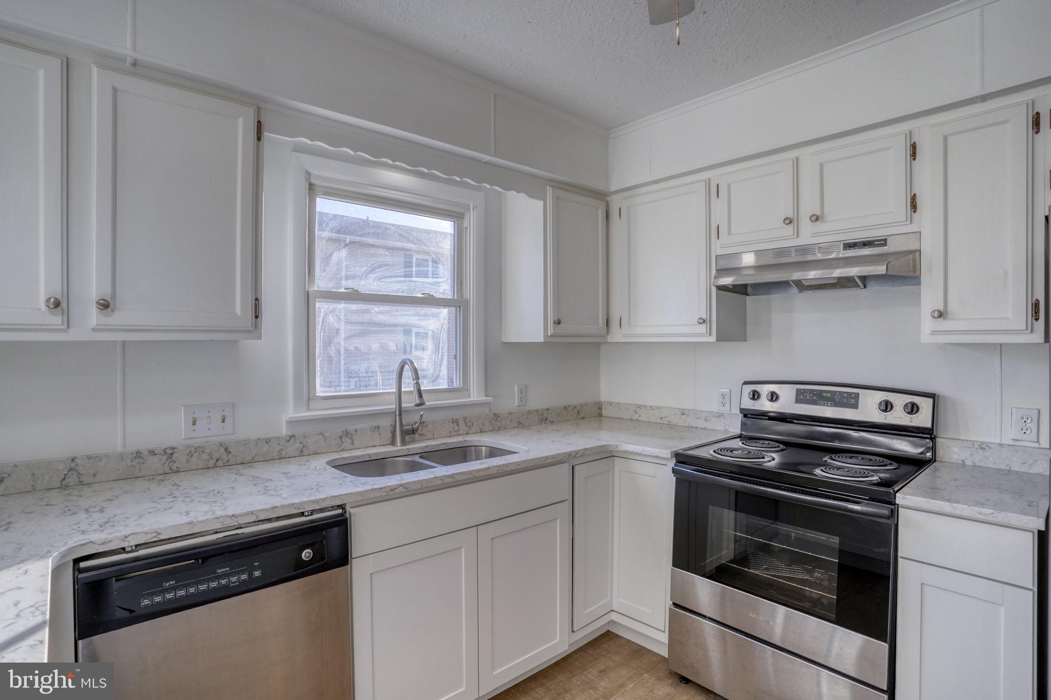 BETHANY MEADOWS - Residential