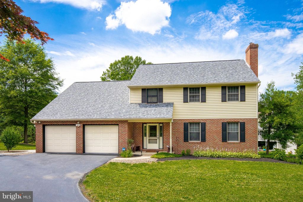 Photo of 713 CORVAIR RD, LANCASTER, PA 17601 (MLS # PALA2037238)