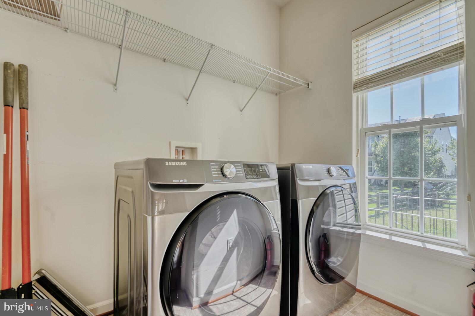 LITTLE RIVER COMMONS - Residential Lease