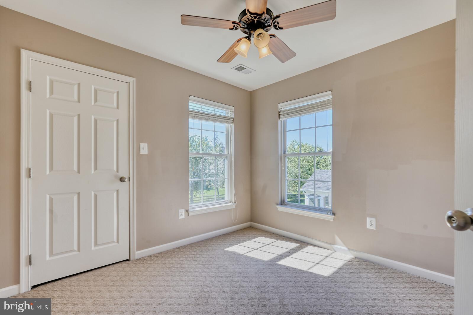 LITTLE RIVER COMMONS - Residential Lease