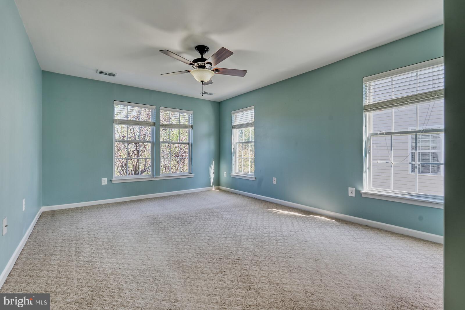 LITTLE RIVER COMMONS - Residential Lease