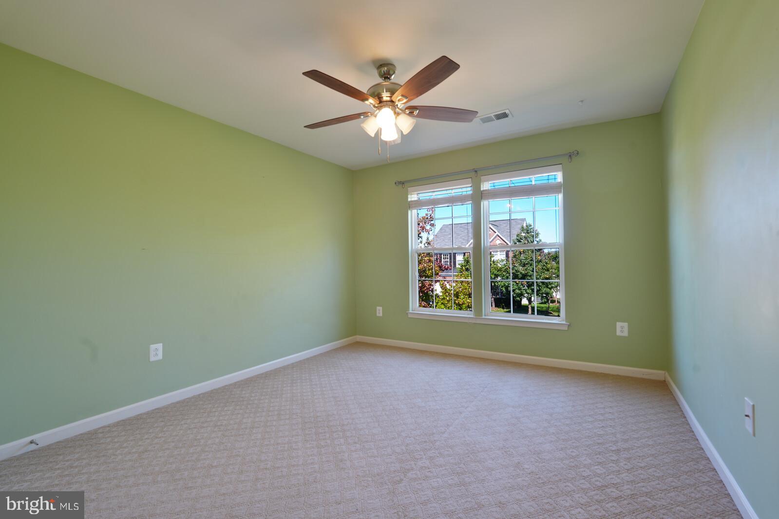 LITTLE RIVER COMMONS - Residential Lease