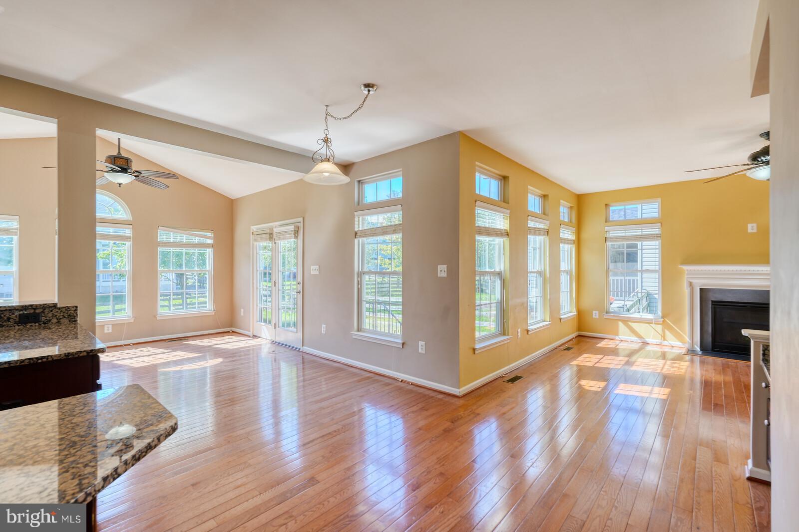 LITTLE RIVER COMMONS - Residential Lease