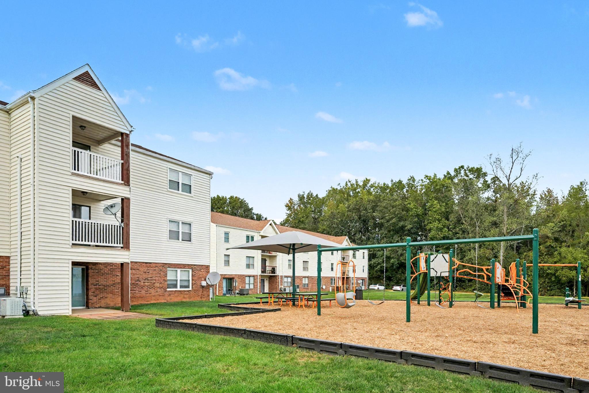 STAFFORD MEADOWS - Residential Lease