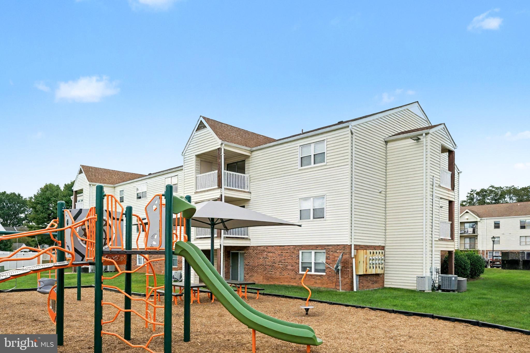 STAFFORD MEADOWS - Residential Lease