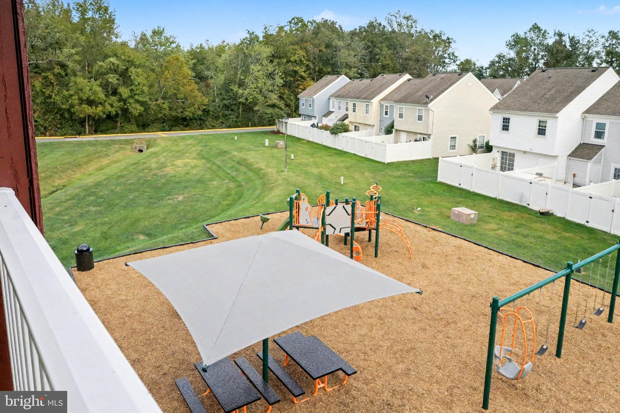 STAFFORD MEADOWS - Residential Lease