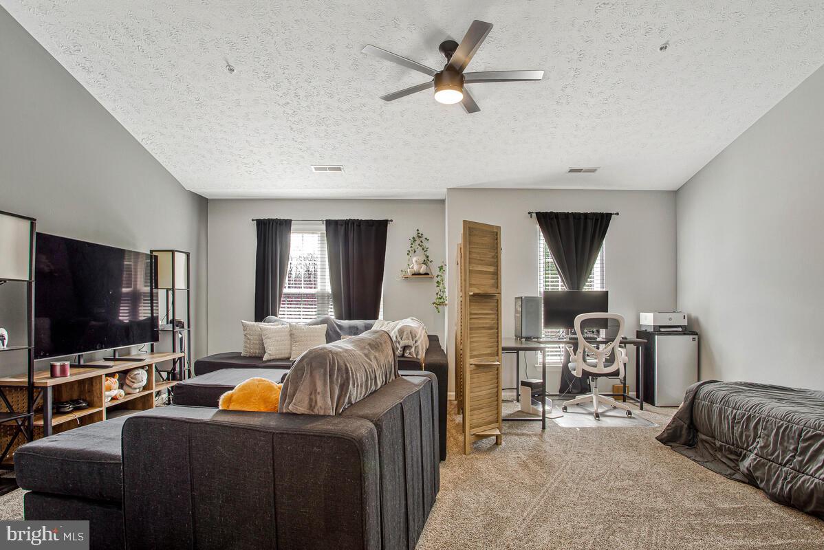 QUAIL RUN - Residential