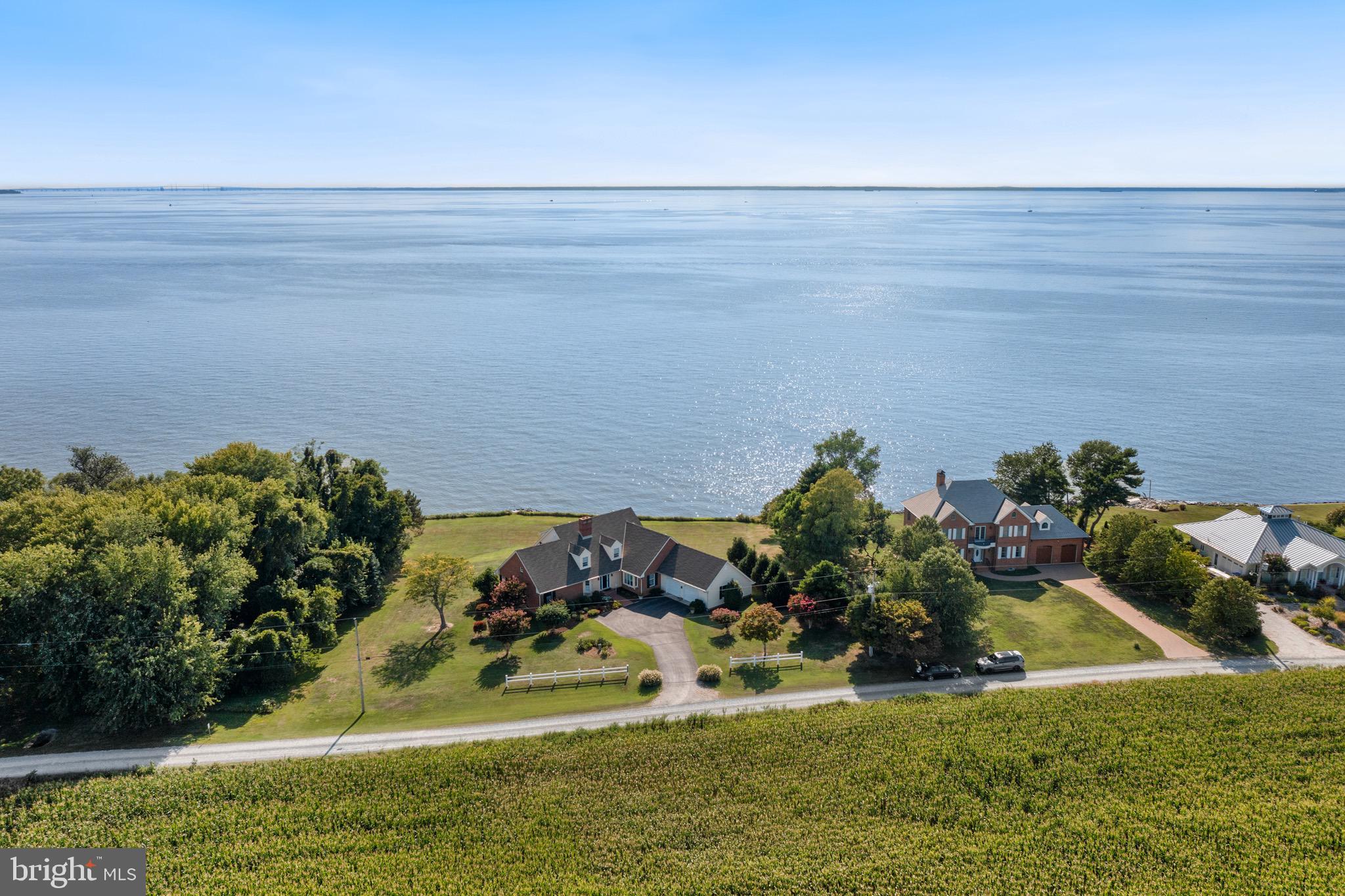 HUNTINGFIELD ESTATES - Residential