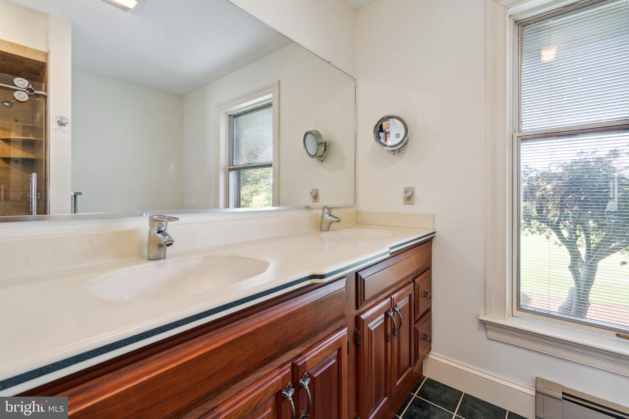 HUNTINGFIELD ESTATES - Residential