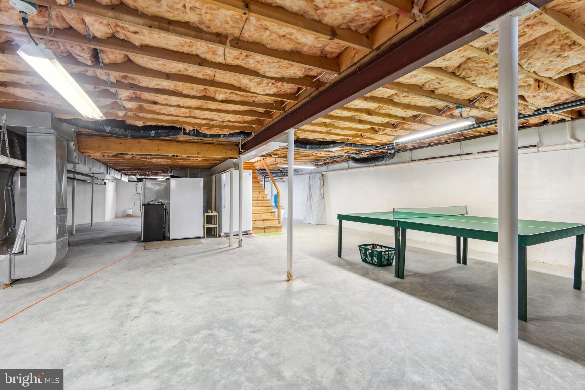 HUNTINGFIELD ESTATES - Residential