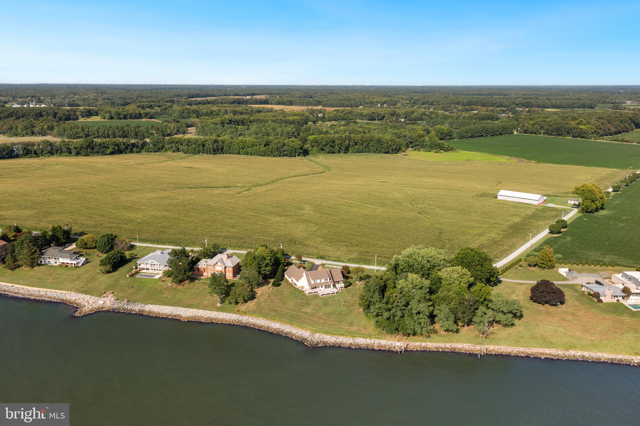 HUNTINGFIELD ESTATES - Residential