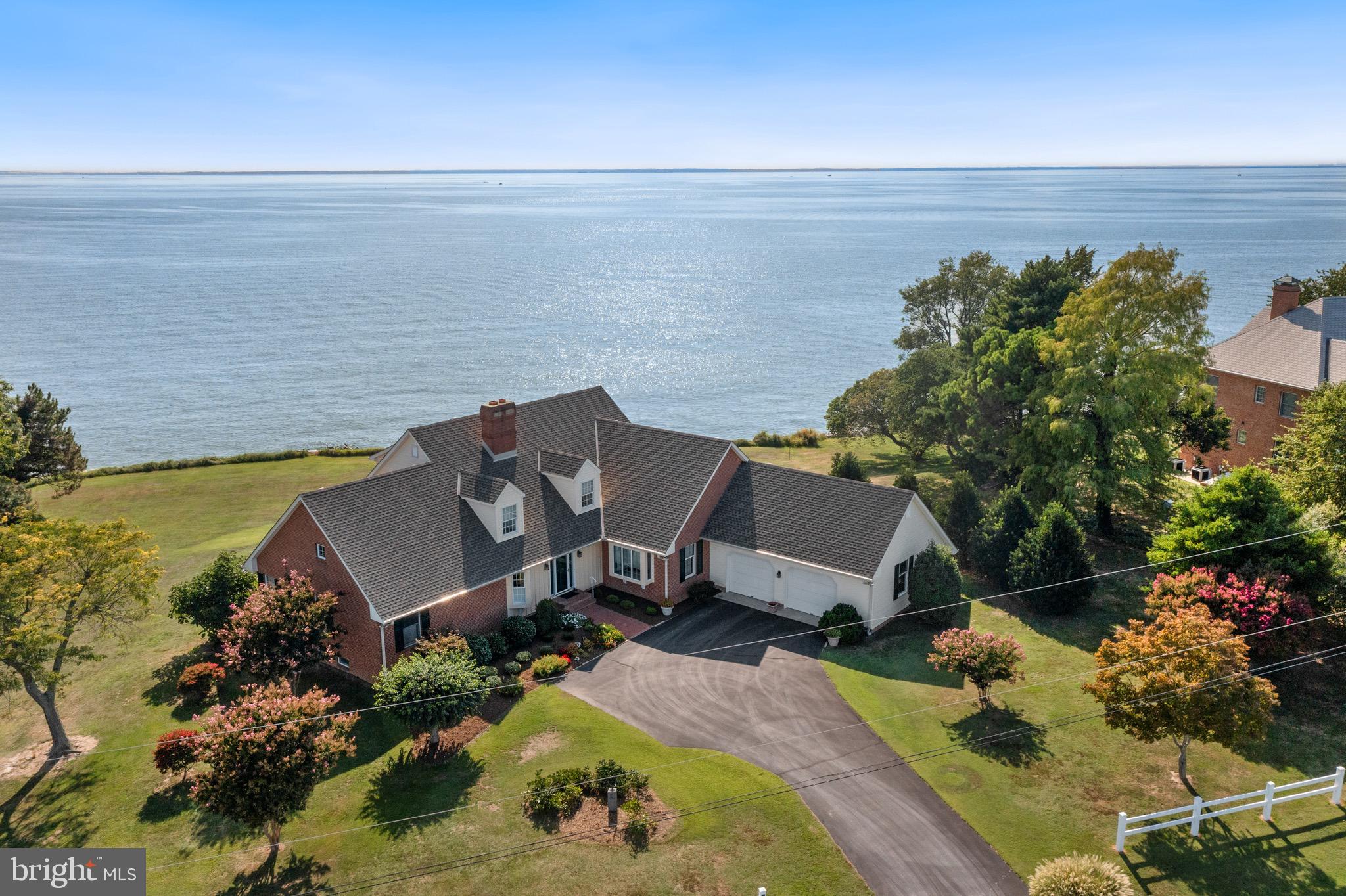 HUNTINGFIELD ESTATES - Residential