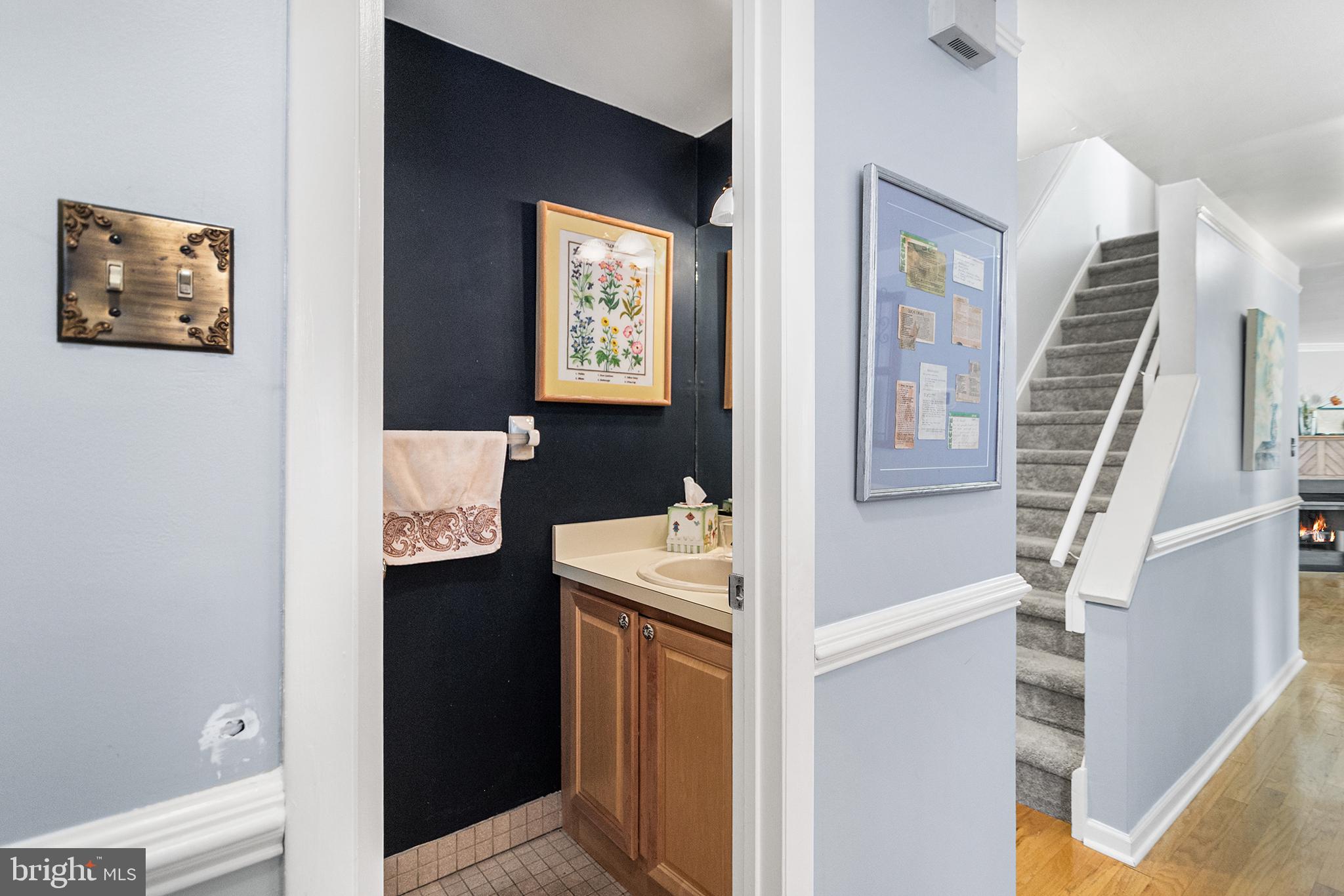 17 OAKMONT PLACE
