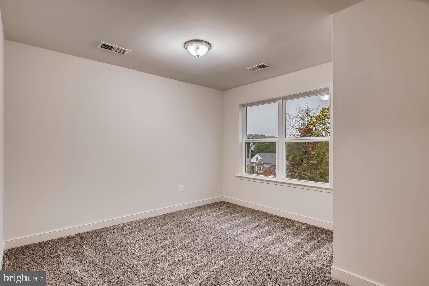 SAMONA PARK - Residential