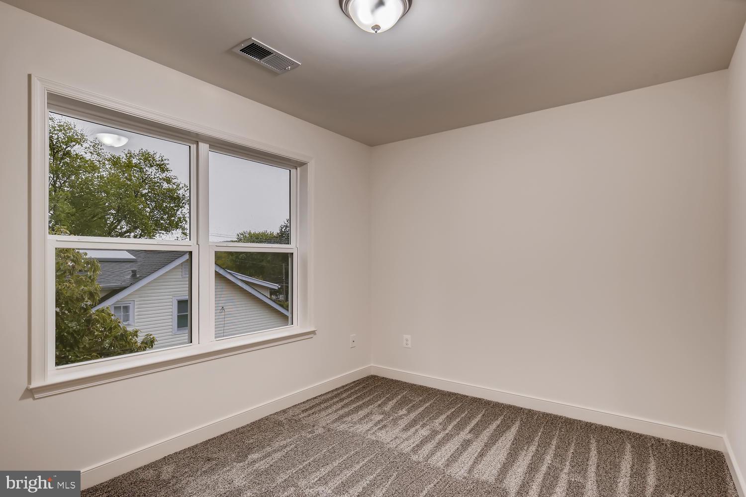 SAMONA PARK - Residential