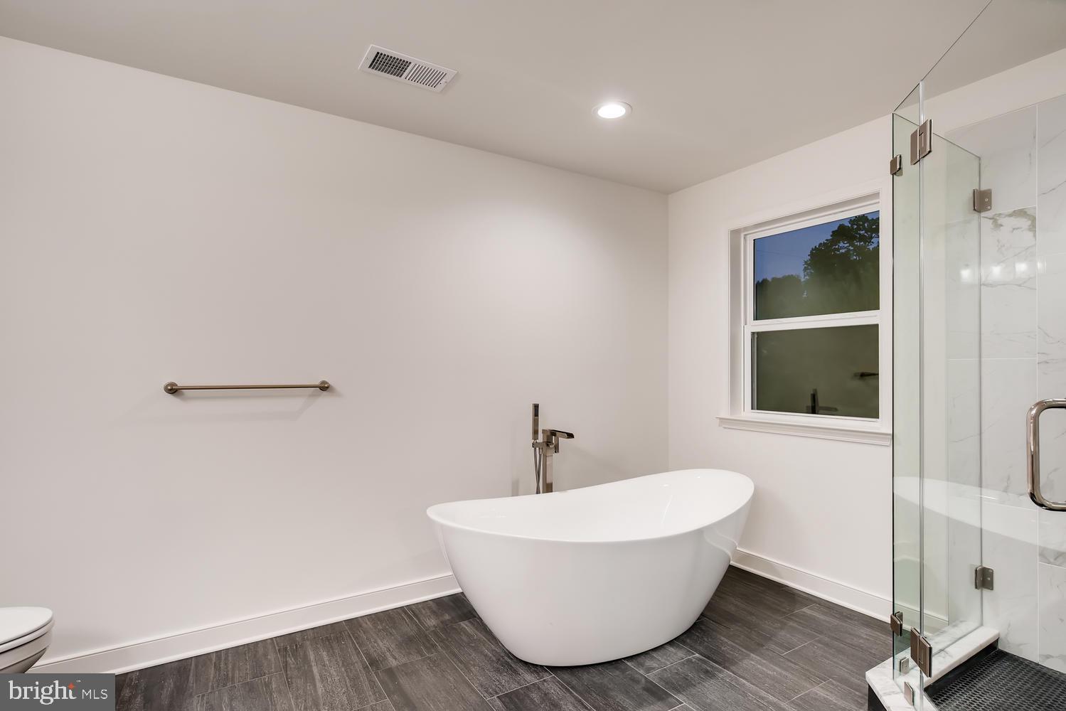 SAMONA PARK - Residential