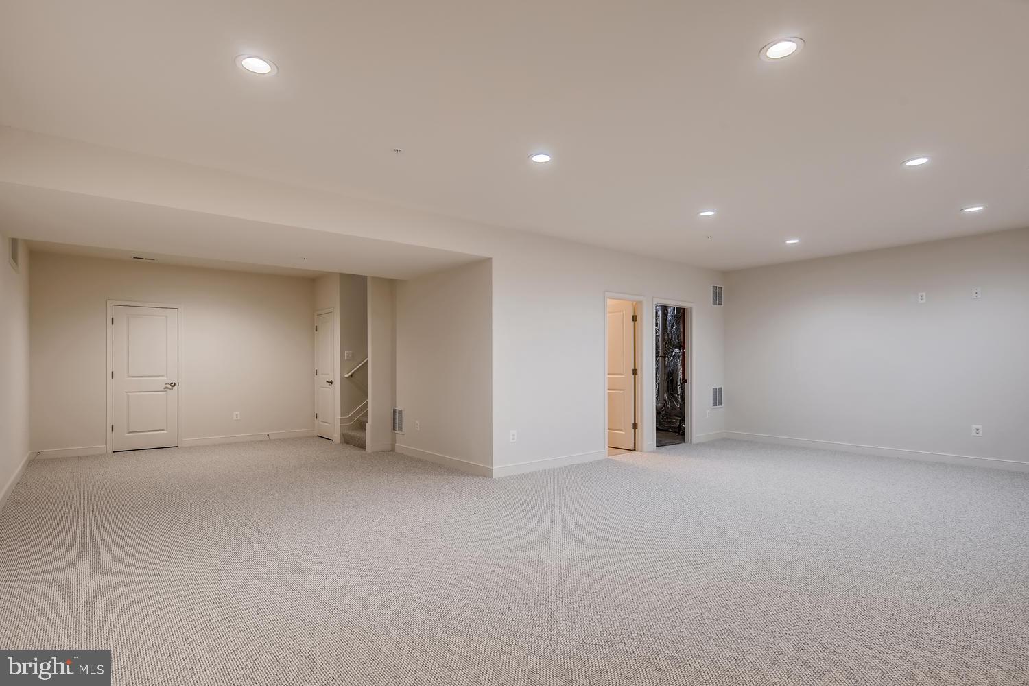 SAMONA PARK - Residential