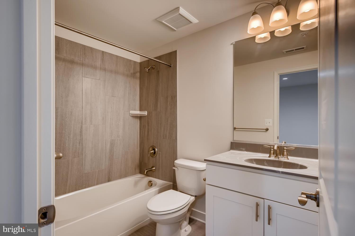 SAMONA PARK - Residential