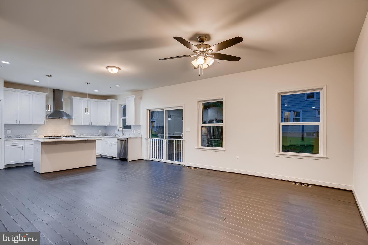 SAMONA PARK - Residential