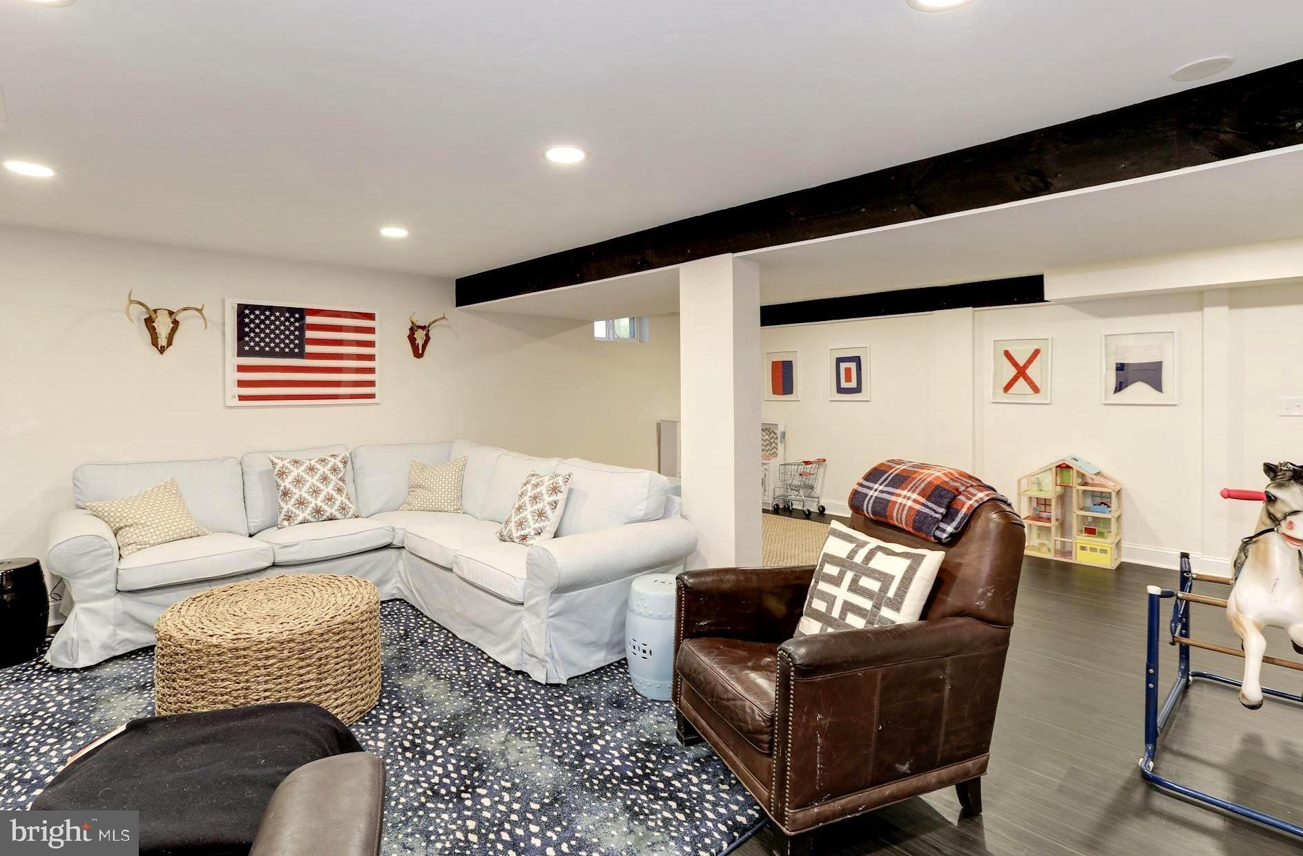 ANNAPOLIS - Residential