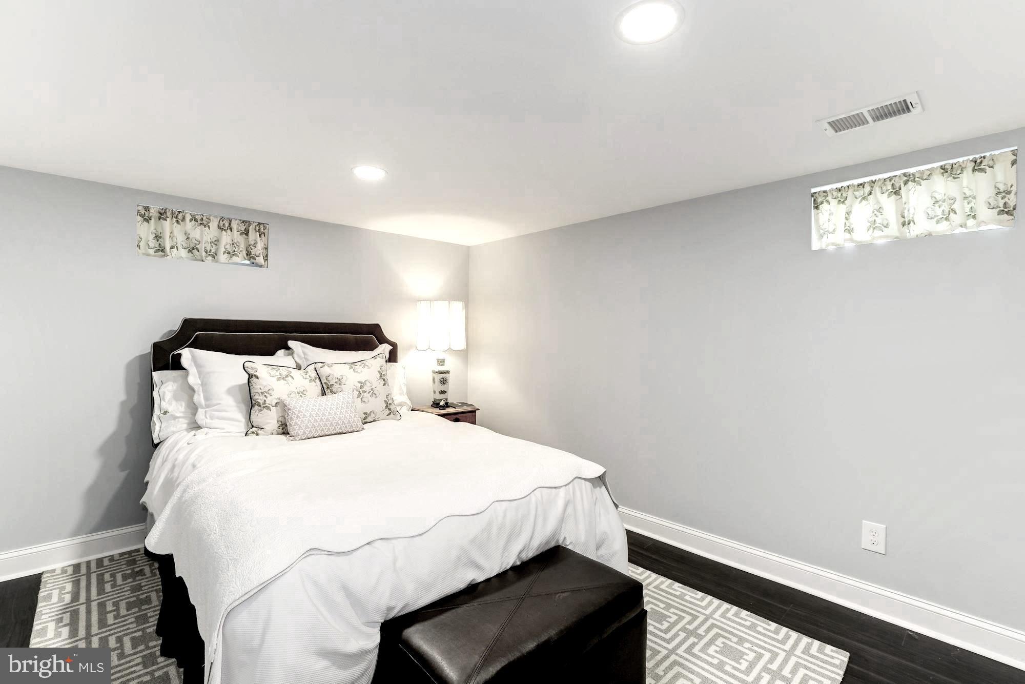 ANNAPOLIS - Residential