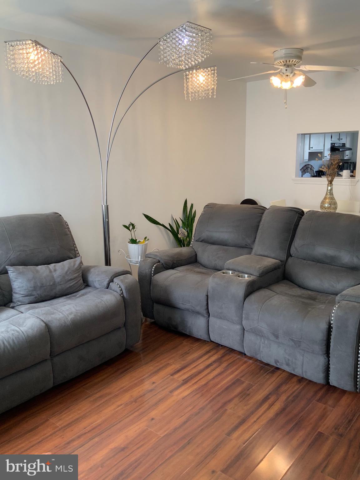 WOODLAWN MEWS - Residential