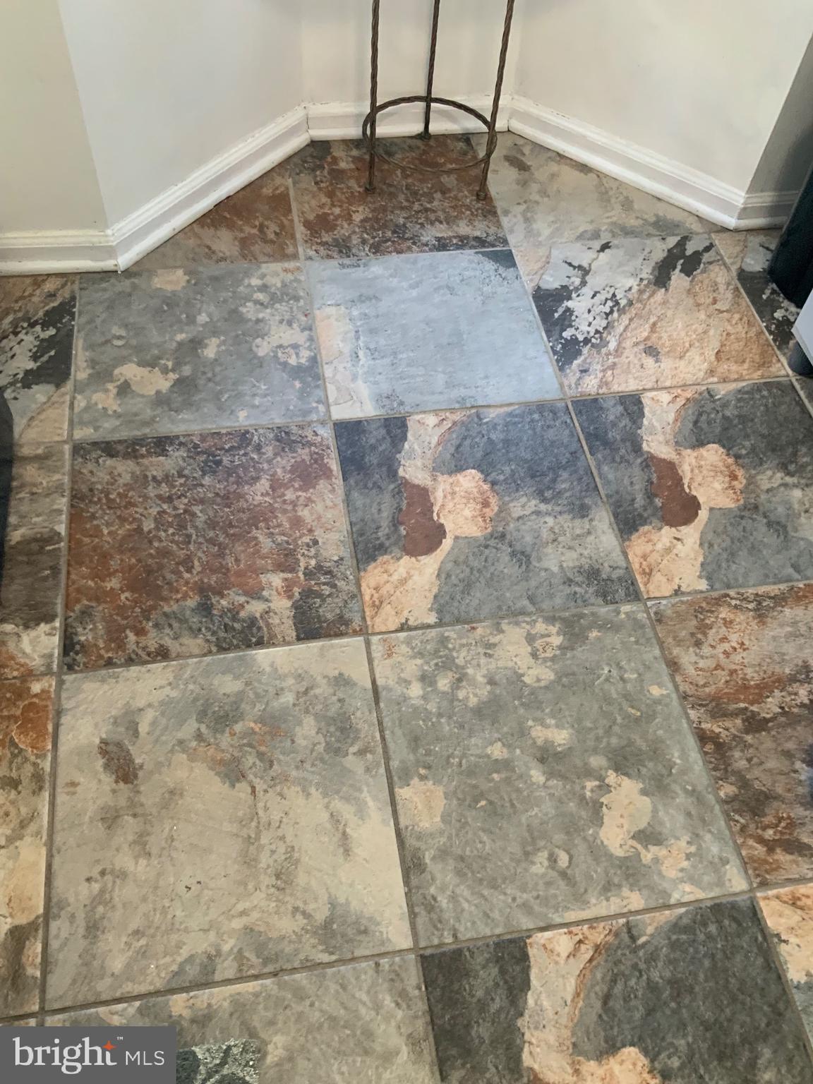 WOODLAWN MEWS - Residential