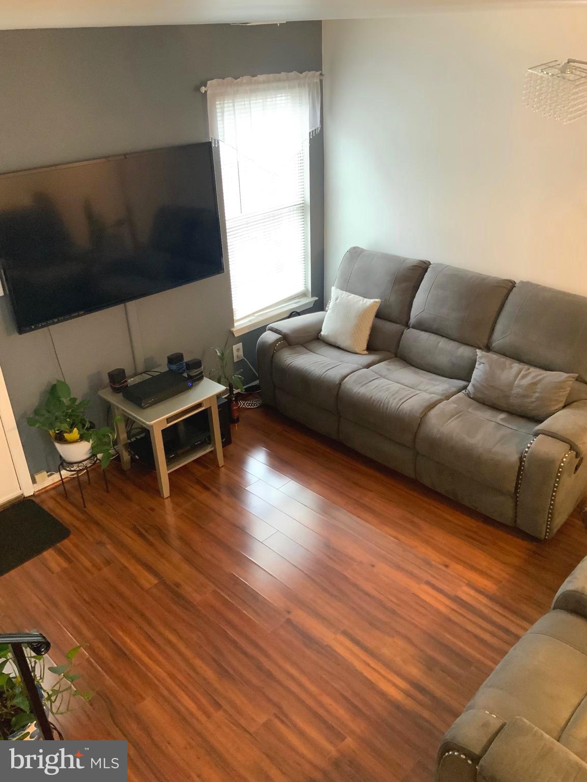 WOODLAWN MEWS - Residential