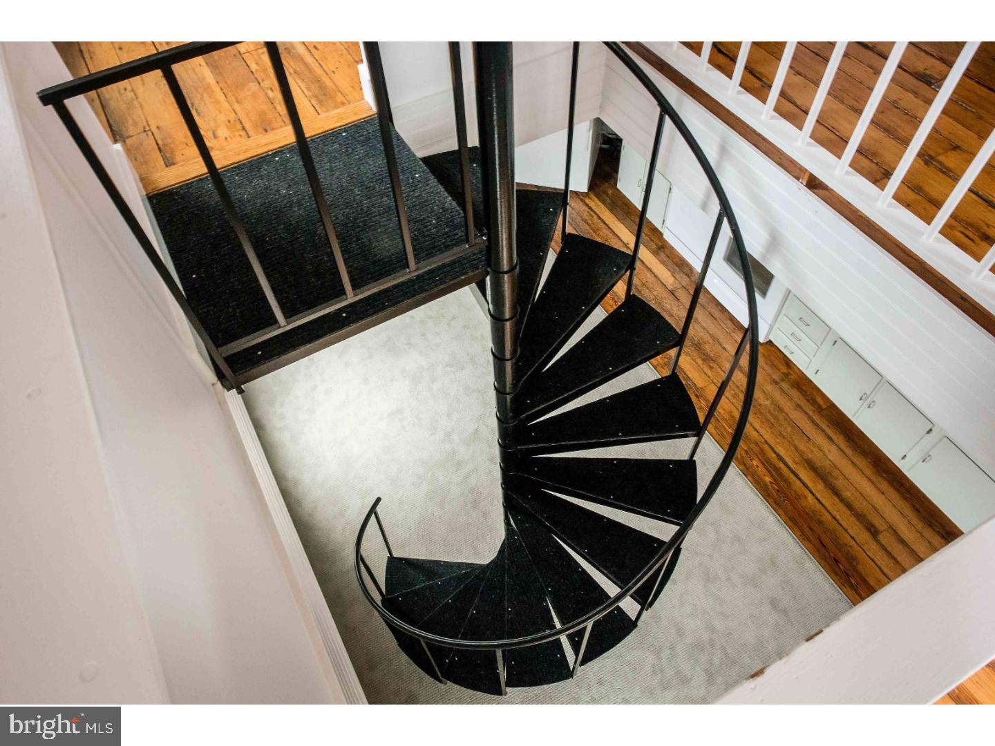 OLD CITY - Residential Income