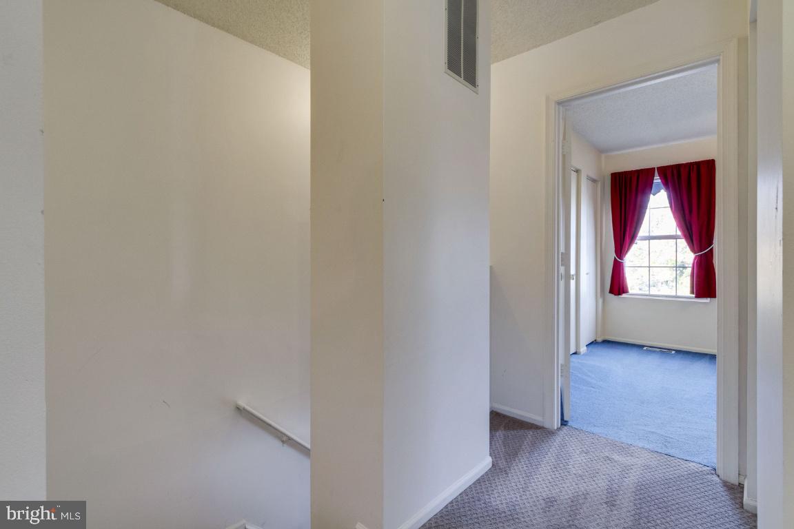 HIGHPOINTE - Residential Lease