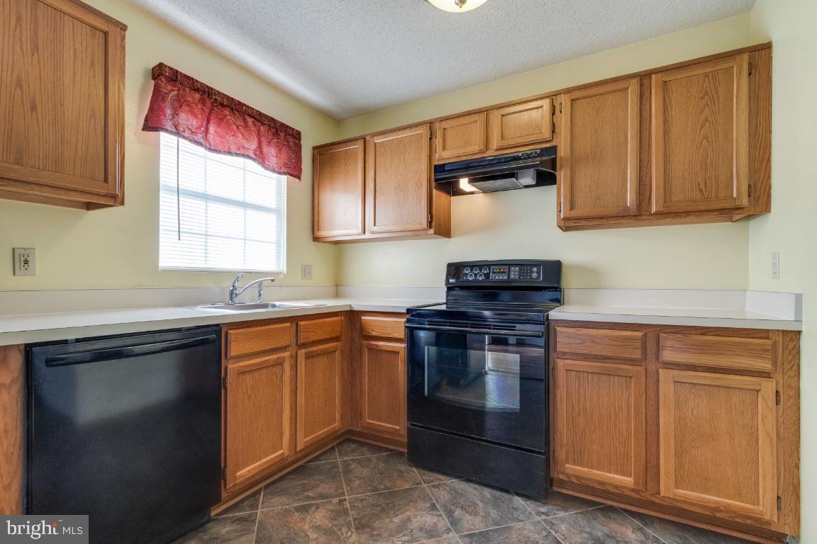 HIGHPOINTE - Residential Lease