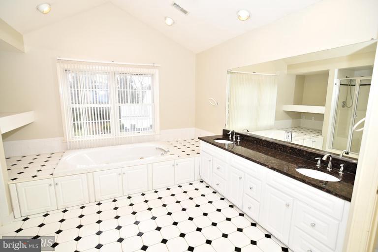 HIGHBRIDGE - Residential