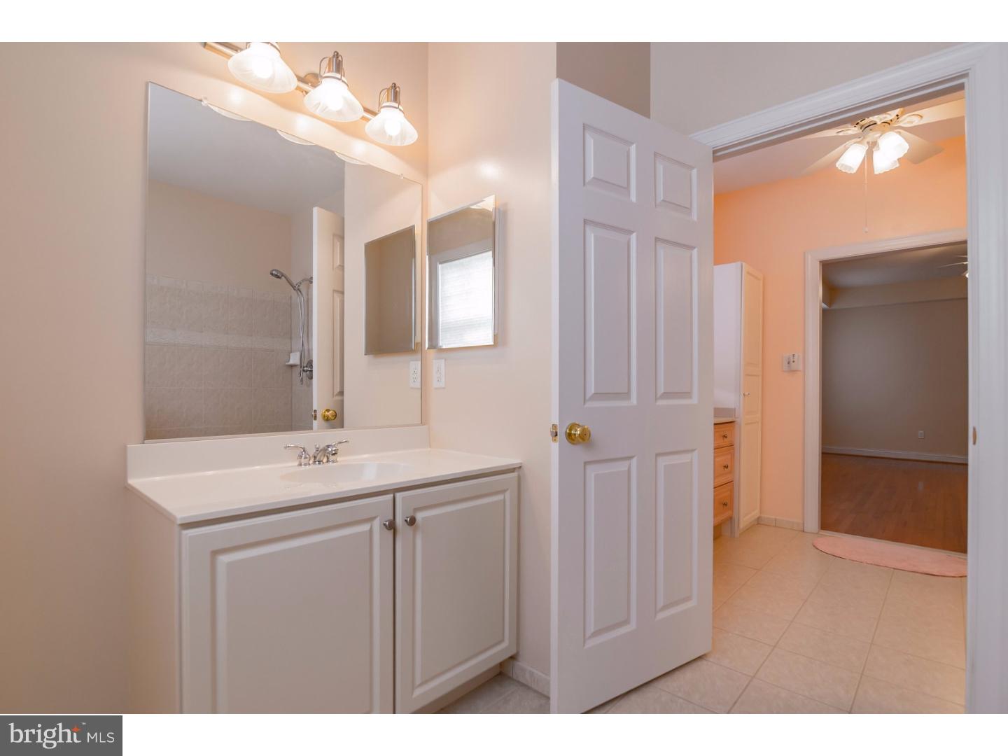 CHERRY CREEK - Residential