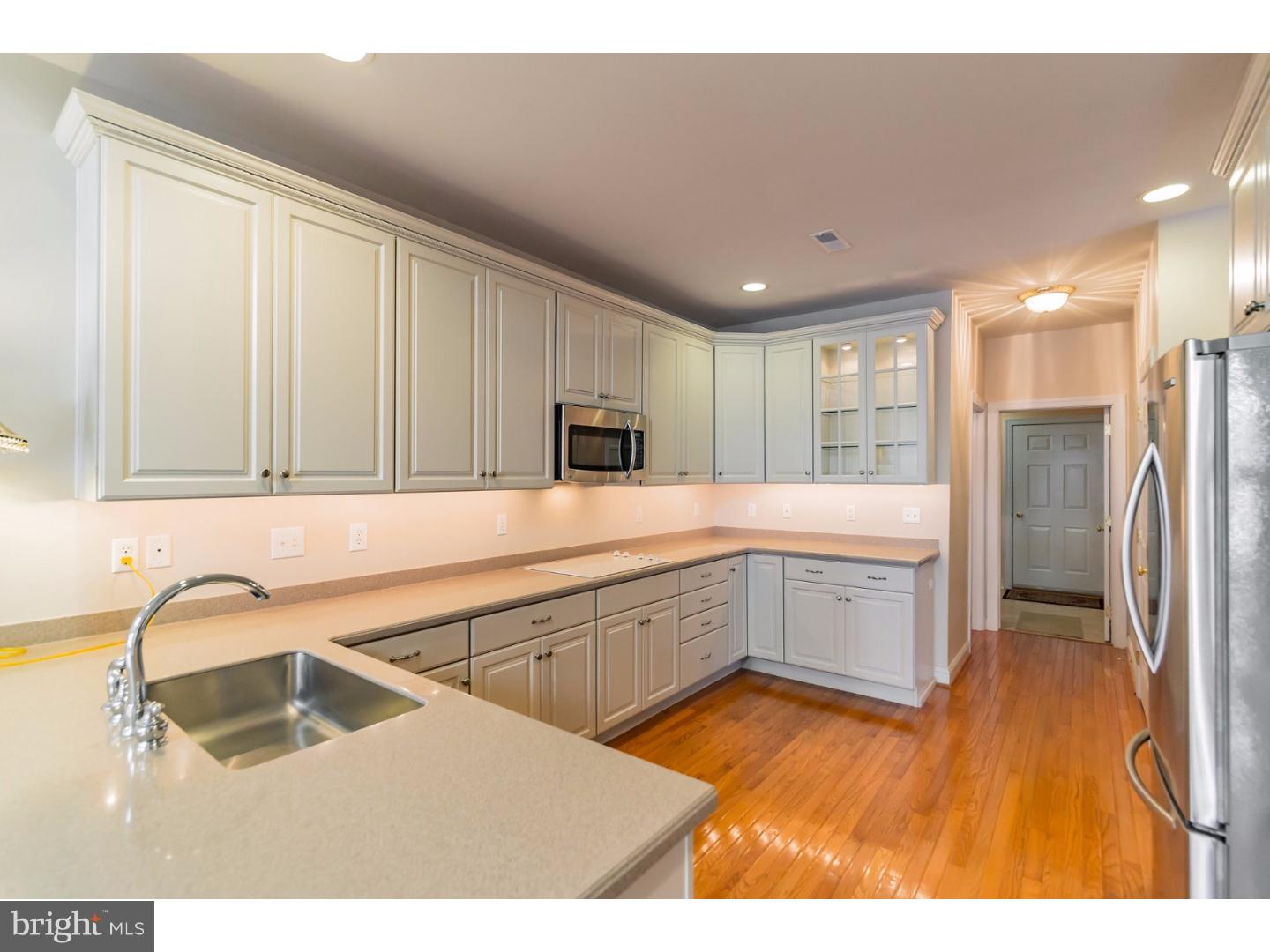 CHERRY CREEK - Residential