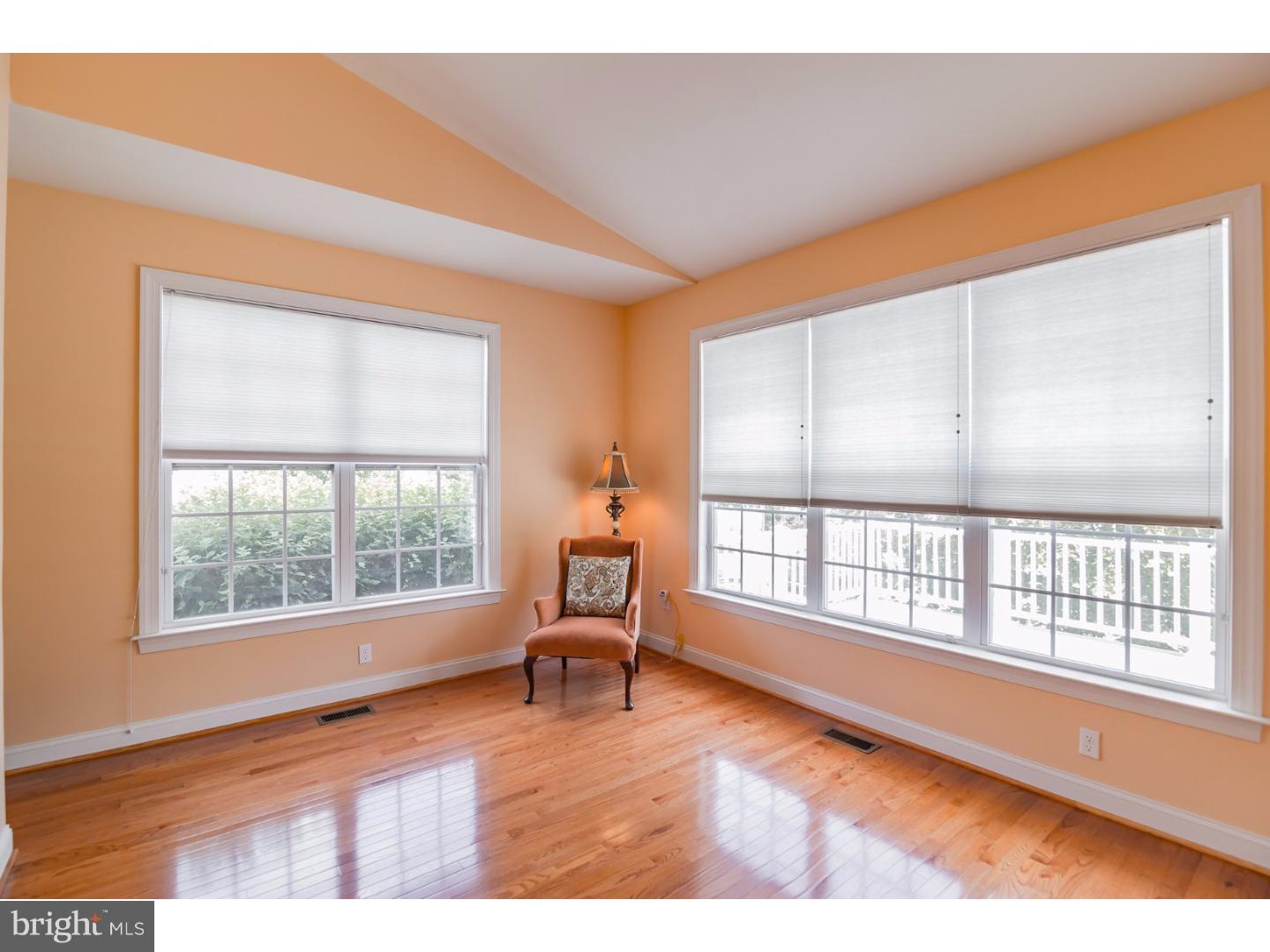 CHERRY CREEK - Residential
