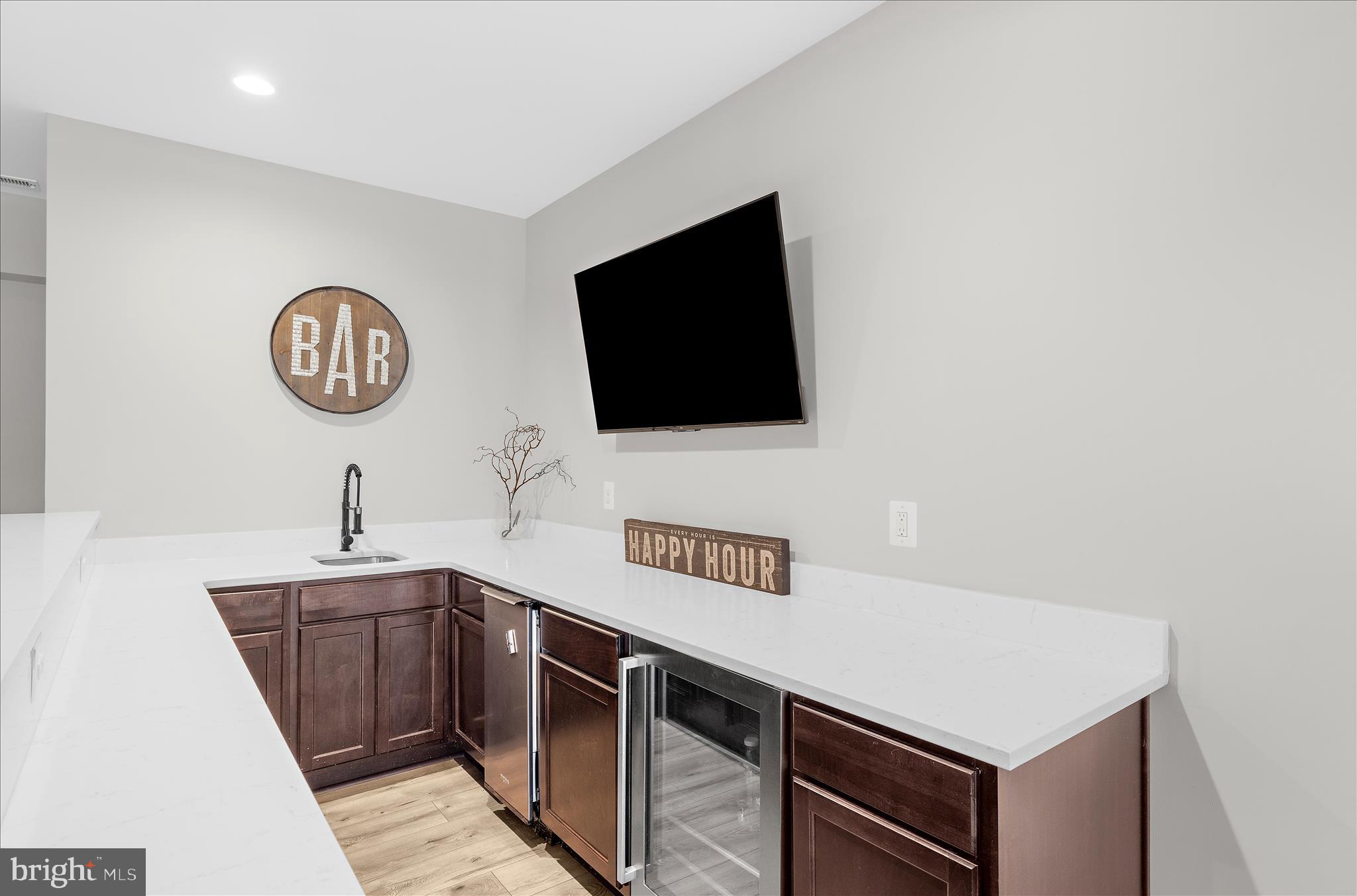 GREENSPRING AT COMPASS POINTE - Residential