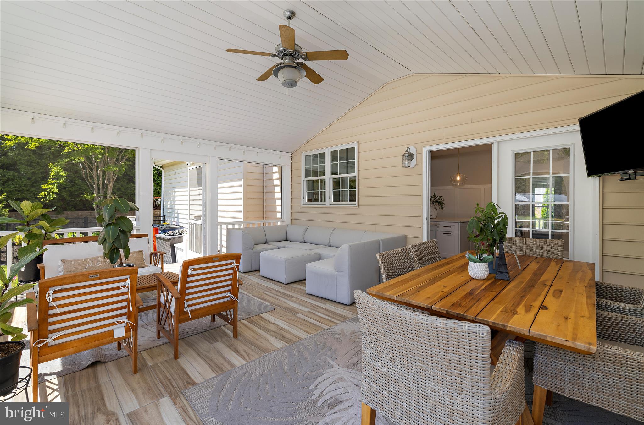 GREENSPRING AT COMPASS POINTE - Residential