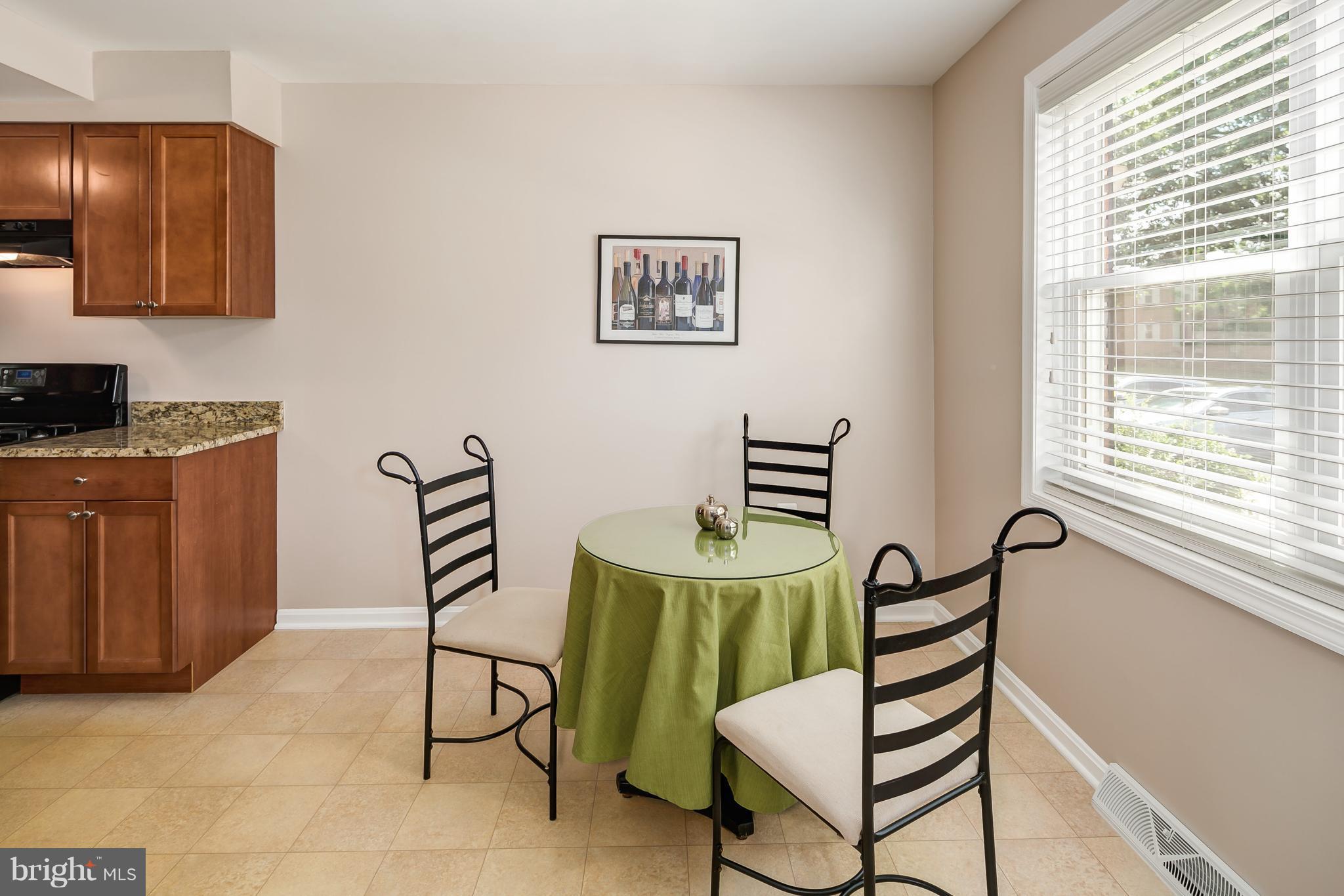 LAKEPOINTE - Residential