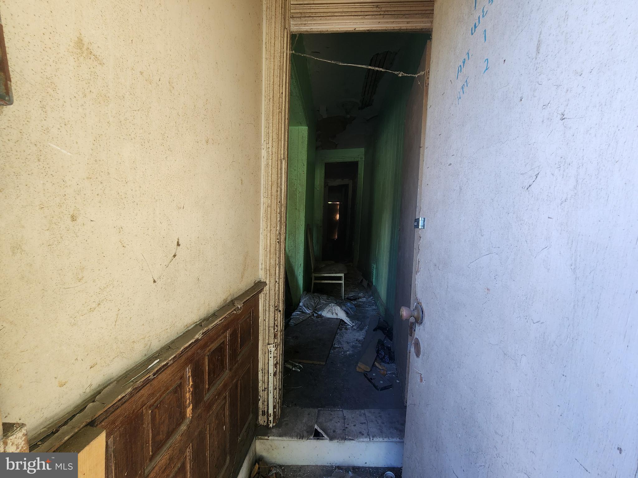 SANDTOWN-WINCHESTER - Residential